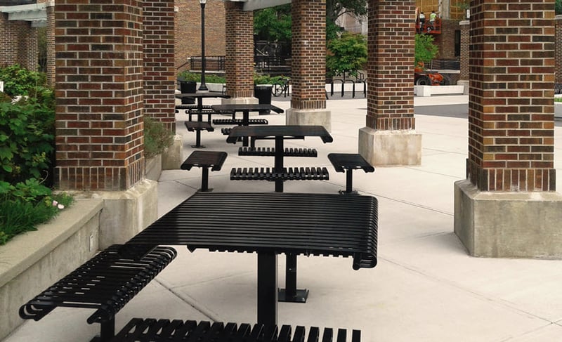Dede Plaza preview 3