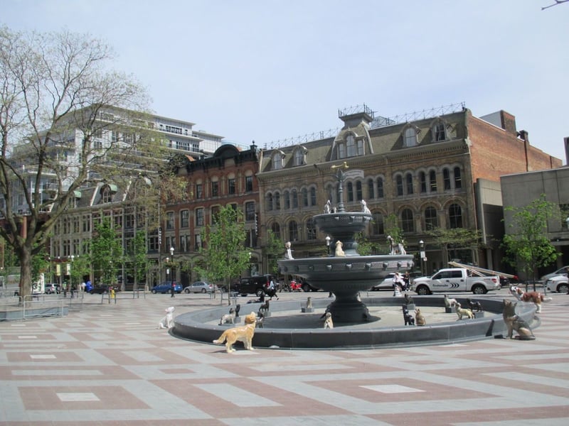 Berczy Park Dog Fountain preview 3