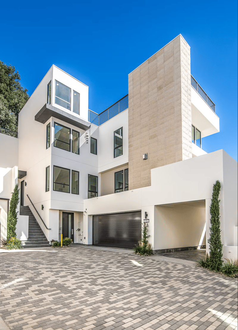 Vinyl windows and doors enhance amazing views in L.A. preview 5