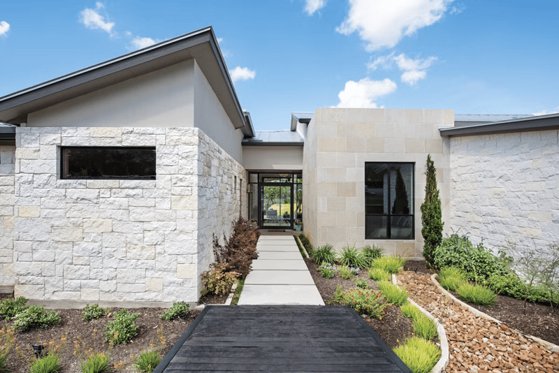 Custom home new construction preview 3
