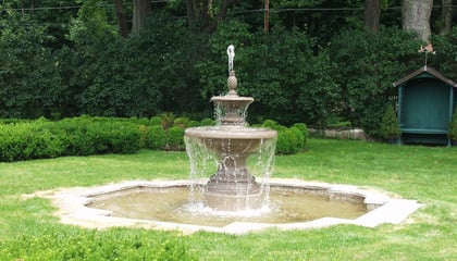Private Estate Fountain Feature
