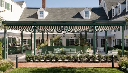 Canoe Place Inn & Cottages