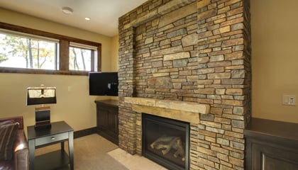 Lake Front Home in Alberta