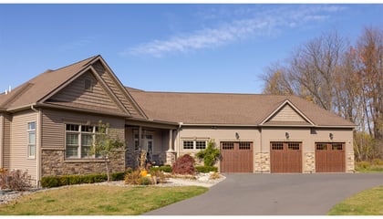 Stone Siding Provides Varied Streetscapes in Albany