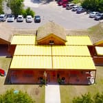 View Aluminum Structure with Retractable Roof