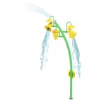 View Freestanding Play Features: Sneaky Spin Soaker 3