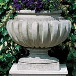 View Warwick Castle Urn (A740)