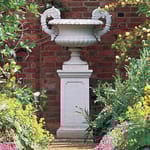 View Hadrian Vase (A405)