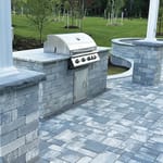 View Grill Island Deluxe with Verona Wall