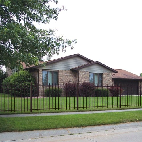Courtyard Aluminum Fence