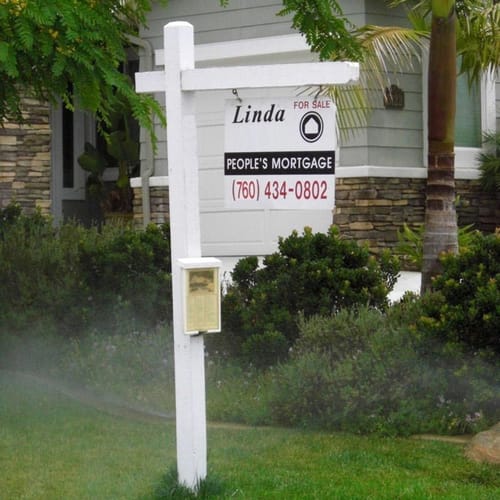 Wood Real Estate Sign Posts preview 1