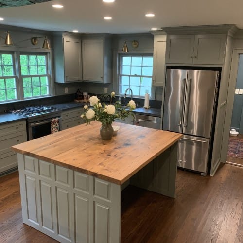 Reclaimed Red/White Oak Countertops preview 2
