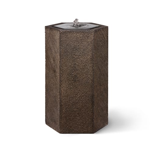 Tellaro Plinth Fountain preview 1