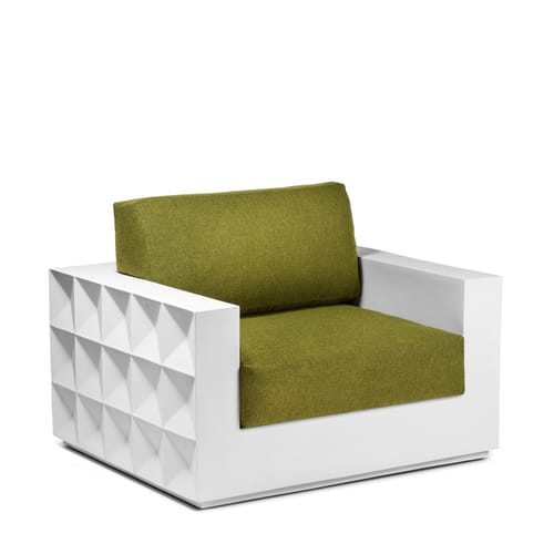 Iluze Lounge Chair preview 1