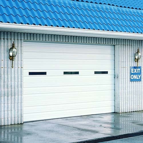Amarr 2502 Series: Medium-Duty Ribbed Panel Steel