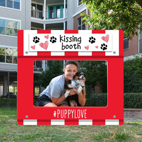Dog Park Photo Panel – Kissing Booth (PAWPB3G) preview 1