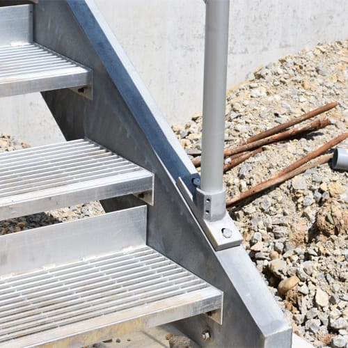 Series 5E Economy Pipe Railing preview 5