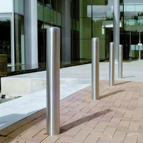 RS001 & RB150 114 x 1000 Bollard preview 1