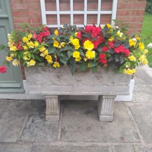 Venetian Trough (A650) On Fluted Supports (A670) preview 2