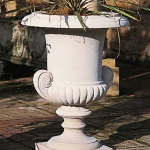 Small Haddo House Urn (A395) preview 1