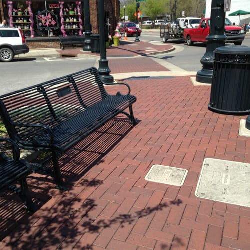Beveled Edge Clay Pavers - English Edge Red preview 5