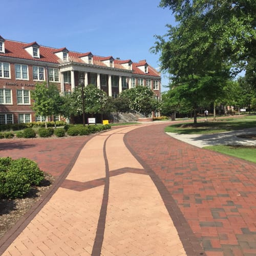 Beveled Edge Clay Pavers -  English Edge Buff preview 4