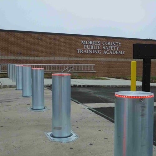 BLG-05-EH (M50/K12) Electro-Hydraulic Retractable  Bollard preview 1