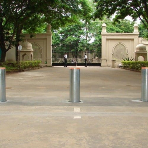 BLG-04-EH (M40/K8) Electro-Hydraulic Retractable Bollard preview 2