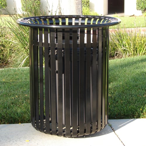 Street Furniture: Trash Receptacles preview 1