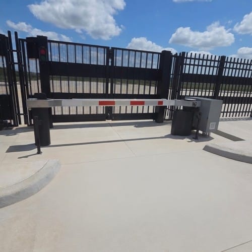 Drop Arm Vertical Pivot Gate (AVBD 261-264)