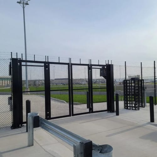 Folding Security Gates (AVBD 210)  preview 1