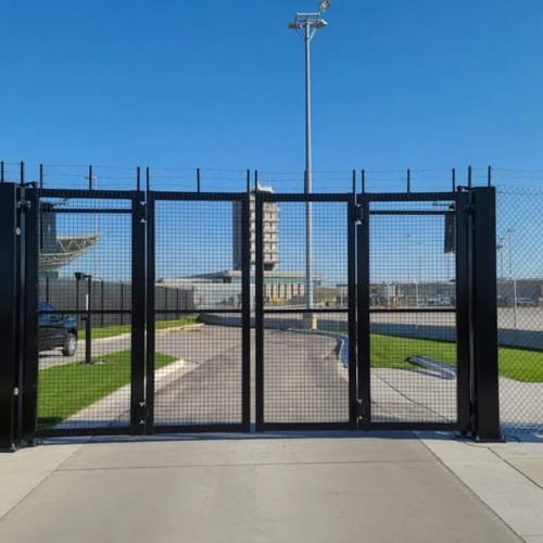 Folding Security Gates (AVBD 210)  preview 2