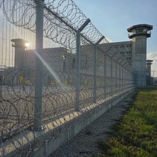 SecureMesh™ Correctional (AVBD 1006)