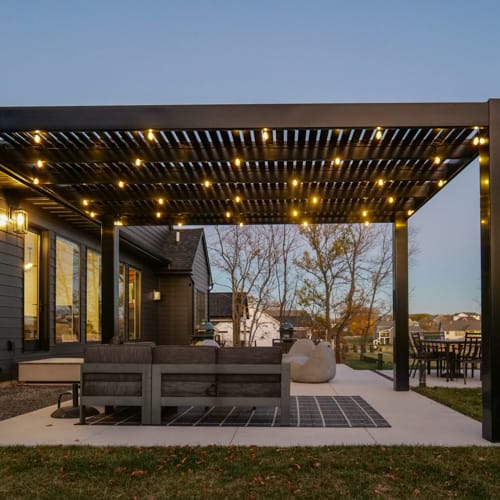 16' x 16' Modern Freestanding Vinyl Pergola
