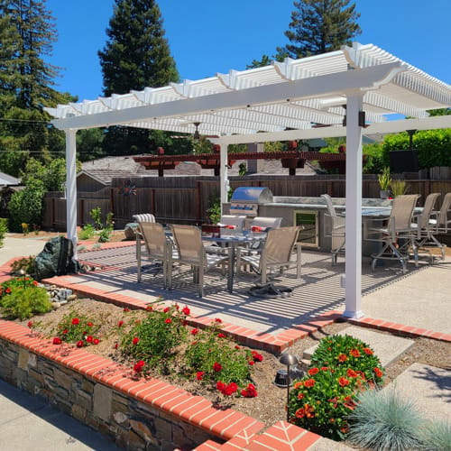10' x 20' Traditional Freestanding Vinyl Pergola preview 2