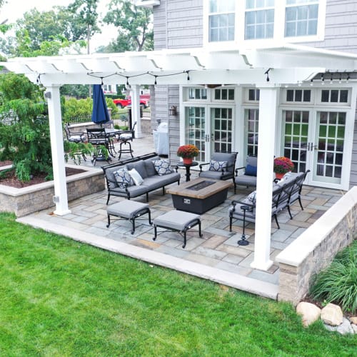 16' x 20' Traditional Attached Vinyl Pergola preview 8