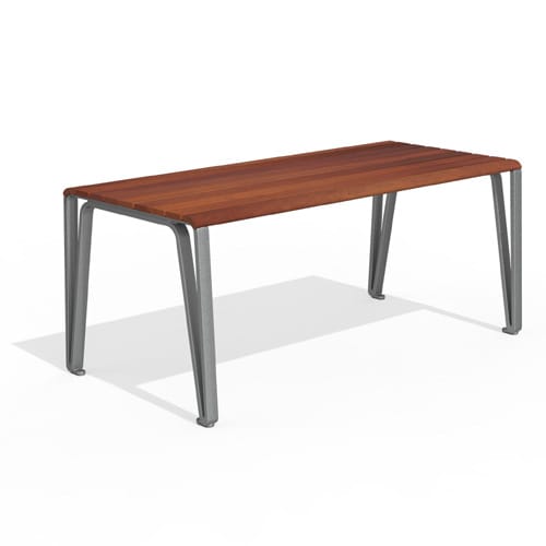 Tables & Seating