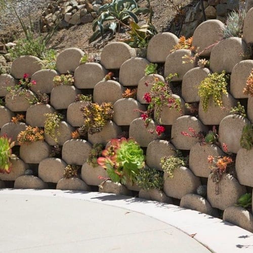 CAD Drawings SOIL RETENTION - Plantable Concrete Systems® Verdura® Fully Plantable Retaining Wall System
