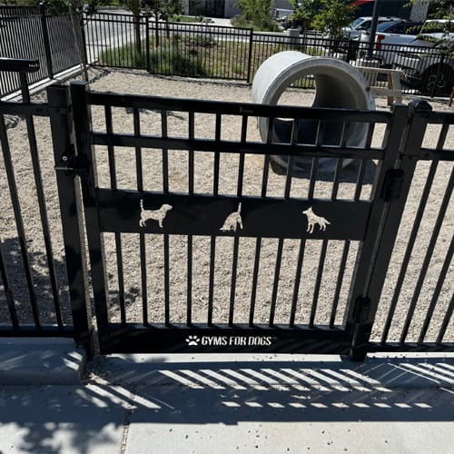 CAD Drawings BIM Models Gyms For Dogs Dog Park Fencing - Gyms For Dogs Doggie DVR Vertical Rail Pool & Pet Style