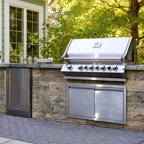 CAD Drawings BIM Models Techo-Bloc Grill Island: Mini-Creta 3" & 6", 6ft