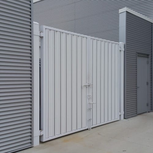 CAD Drawings BASTEEL Perimeter Systems Infinity Double Swing Gate