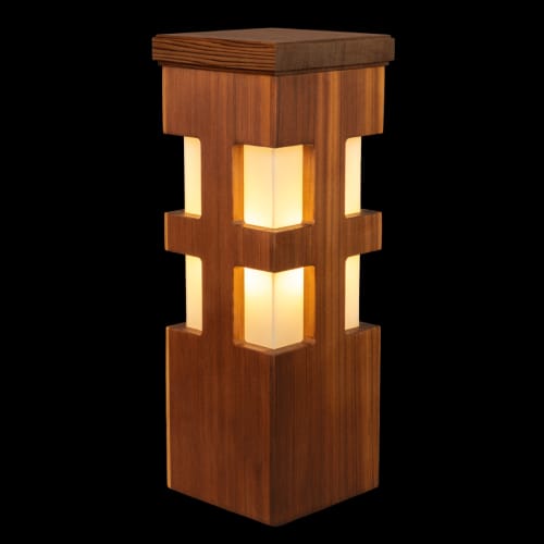 CAD Drawings BIM Models Idaho Wood Lighting Lamp 334-21" Large Bollard