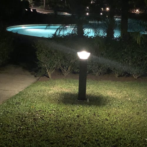CAD Drawings SELS - Smart Era Lighting Systems Solar Garden Light - Bollard: SG9095