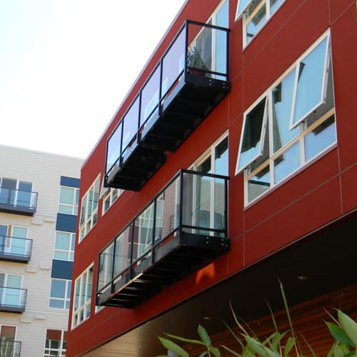 CAD Drawings Skyline Systems Metal Railing System - Glass